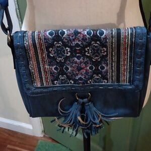 Adorable navy blue boho blue 💙